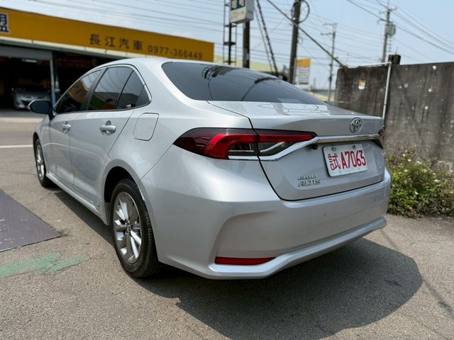 TOYOTA豐田 ALTIS  第4張相片