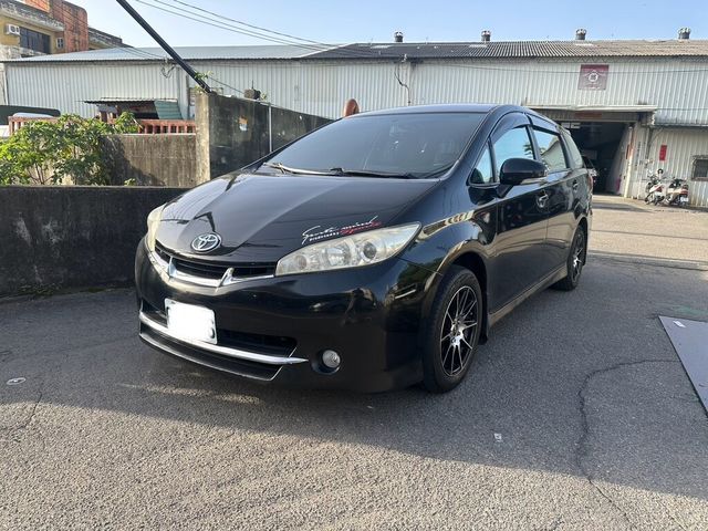TOYOTA豐田 WISH  第3張相片