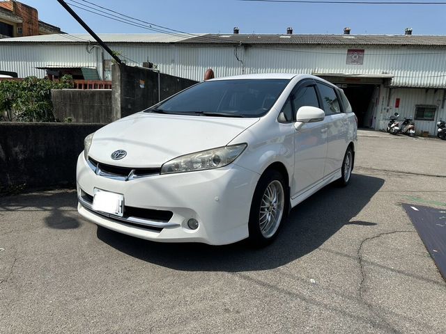 TOYOTA豐田 WISH  第3張相片
