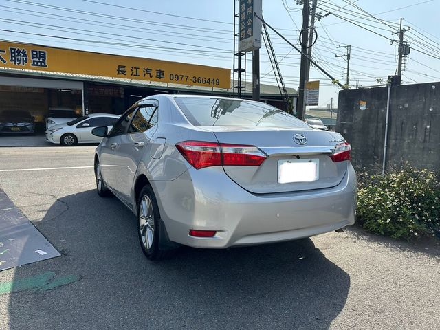 TOYOTA豐田 ALTIS  第6張相片