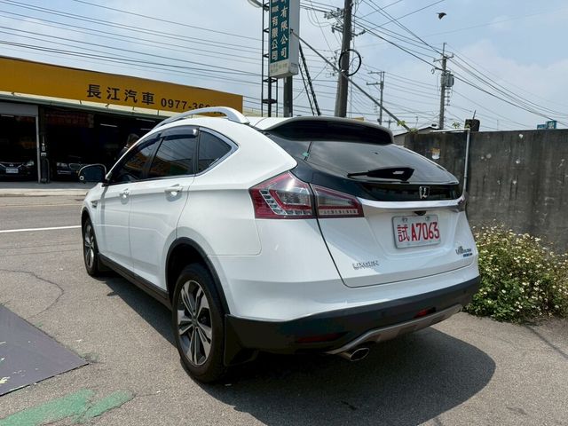 LUXGEN納智捷 U6 TURBO  第6張相片