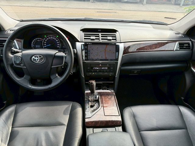 TOYOTA豐田 CAMRY  第9張相片