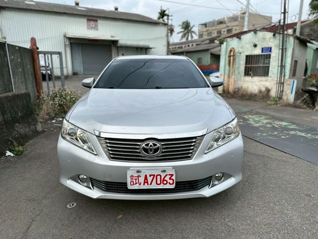 TOYOTA豐田 CAMRY  第2張相片