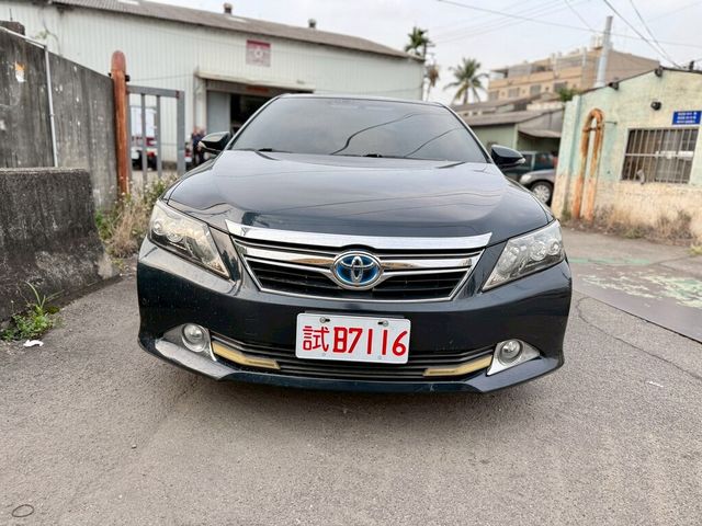 TOYOTA豐田 CAMRY HYBRID  第2張相片