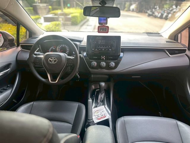 TOYOTA豐田 ALTIS  第4張相片