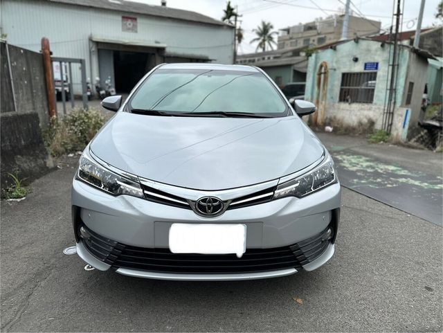 TOYOTA豐田 ALTIS  第2張相片