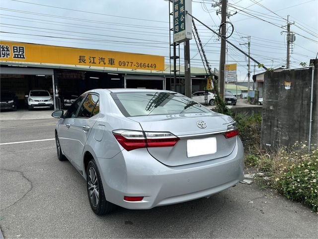 TOYOTA豐田 ALTIS  第6張相片