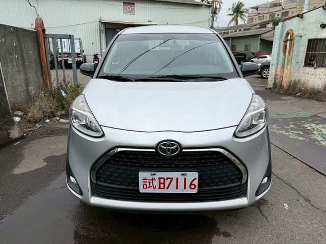 TOYOTA豐田 SIENTA  第2張相片