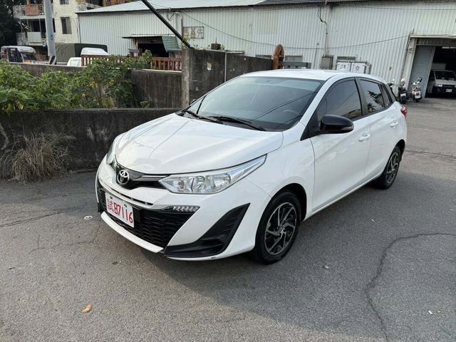 TOYOTA豐田 YARIS  第1張相片