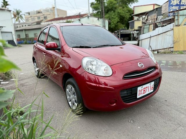 NISSAN日產 MARCH  第3張相片