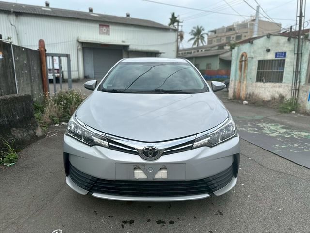 TOYOTA豐田 ALTIS  第2張相片
