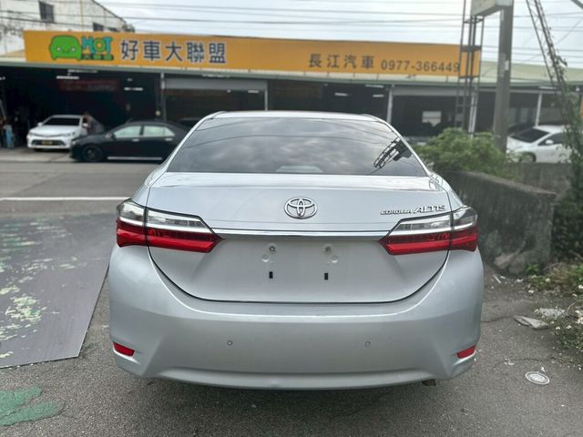 TOYOTA豐田 ALTIS  第5張相片