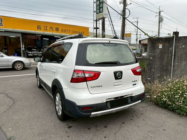 NISSAN日產 LIVINA  第6張相片