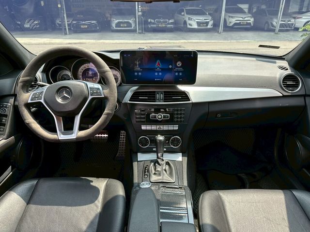M-BENZ賓士 C200  第9張相片