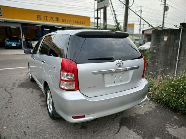 TOYOTA豐田 WISH  第6張相片