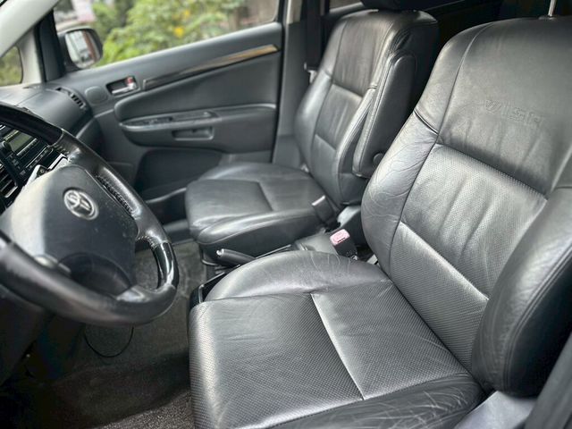 TOYOTA豐田 WISH  第7張相片