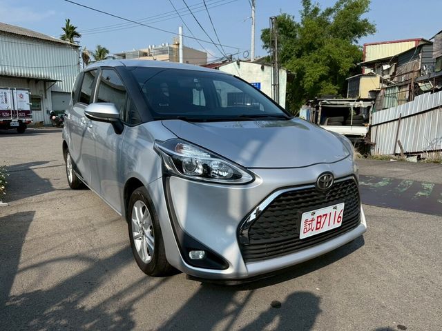 TOYOTA豐田 SIENTA  第2張相片