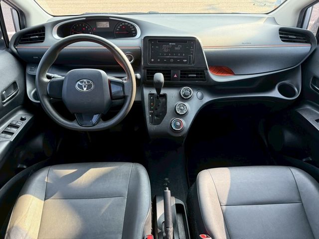 TOYOTA豐田 SIENTA  第4張相片