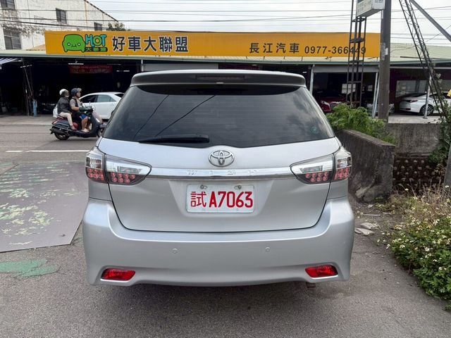 TOYOTA豐田 WISH  第8張相片
