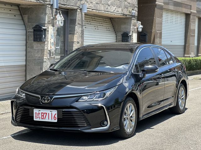 TOYOTA豐田 ALTIS  第1張相片