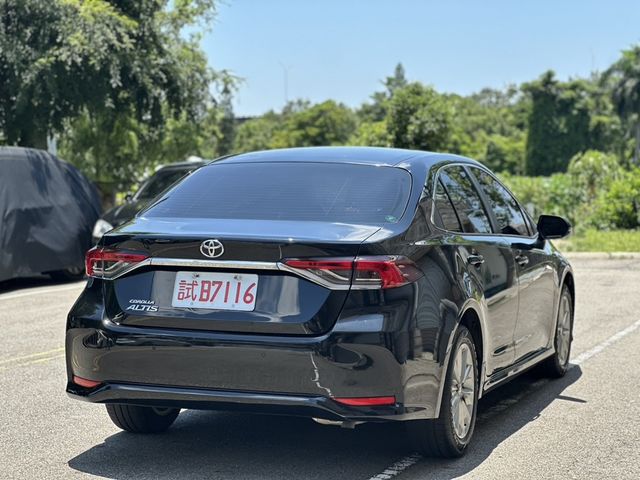 TOYOTA豐田 ALTIS  第4張相片