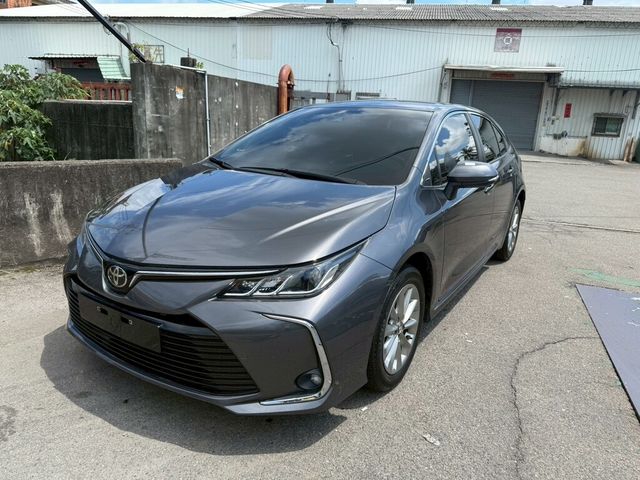 TOYOTA豐田 ALTIS  第1張相片