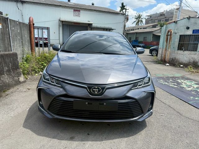 TOYOTA豐田 ALTIS  第2張相片