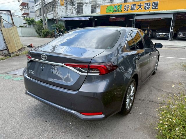 TOYOTA豐田 ALTIS  第4張相片