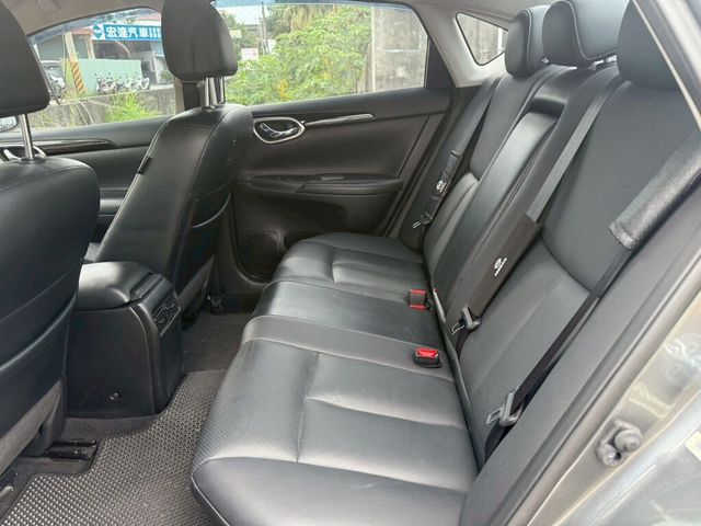 NISSAN日產 SENTRA  第6張相片