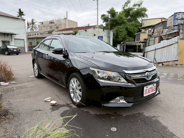 TOYOTA豐田 CAMRY HYBRID  第2張相片