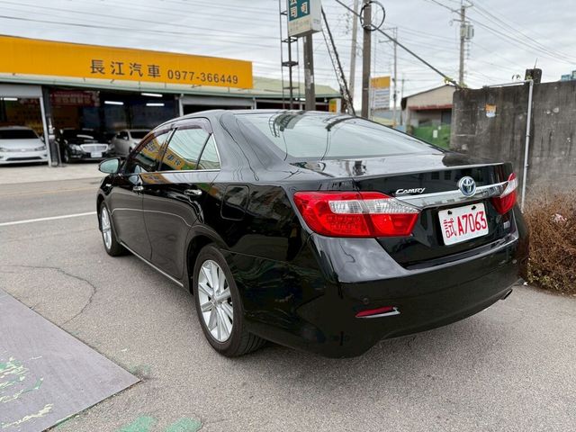 TOYOTA豐田 CAMRY HYBRID  第4張相片