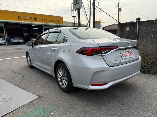 TOYOTA豐田 ALTIS  第6張相片