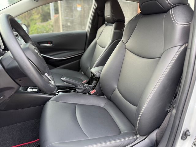TOYOTA豐田 ALTIS  第7張相片