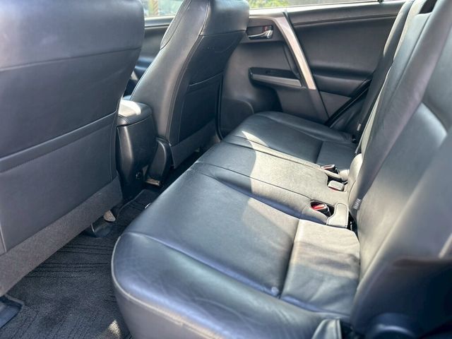 TOYOTA豐田 RAV4  第8張相片