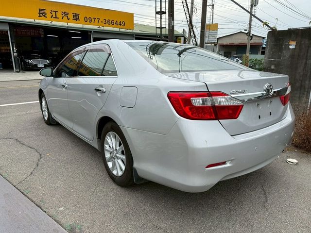 TOYOTA豐田 CAMRY  第4張相片