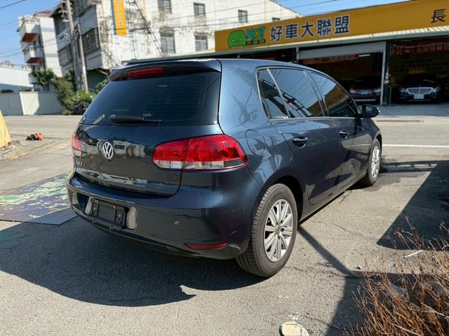 VOLKSWAGEN福斯 GOLF  第4張相片
