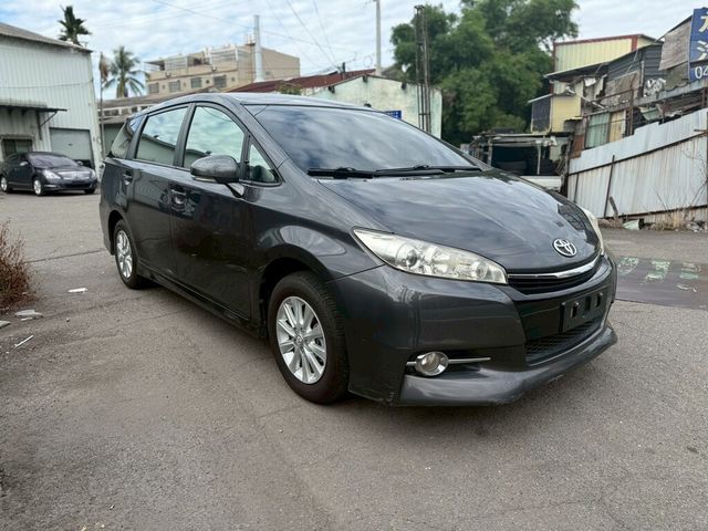 TOYOTA豐田 WISH  第3張相片