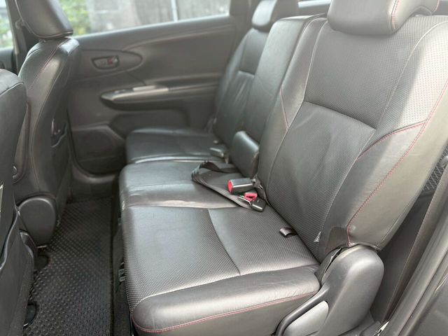 TOYOTA豐田 WISH  第8張相片