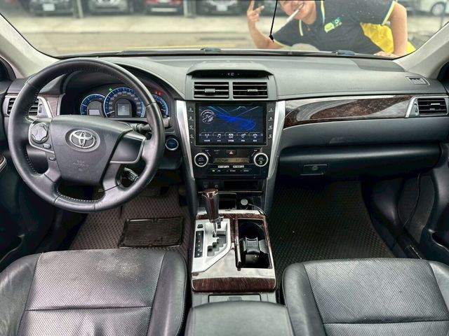 TOYOTA豐田 CAMRY HYBRID  第9張相片