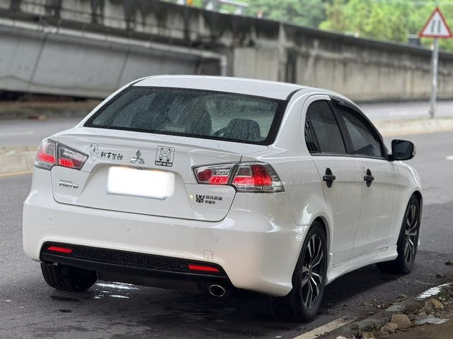 MITSUBISHI三菱 LANCER FORTIS  第3張相片