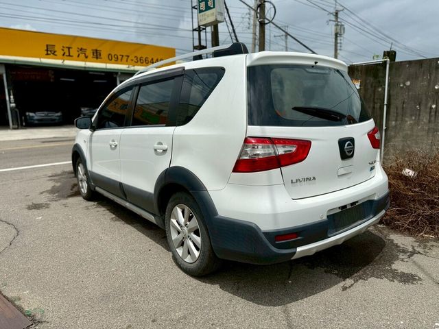 NISSAN日產 LIVINA  第4張相片