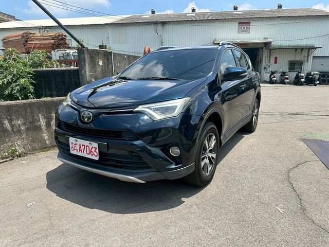 TOYOTA豐田 RAV4  第1張相片
