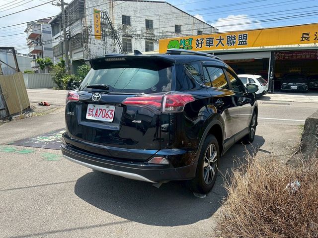 TOYOTA豐田 RAV4  第4張相片