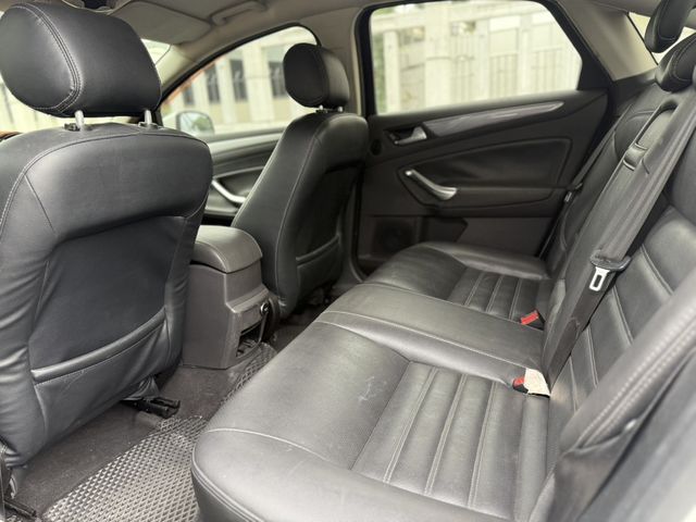 FORD福特 MONDEO  第6張相片