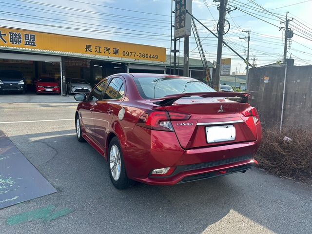 MITSUBISHI三菱 GRAND LANCER  第4張相片