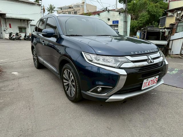 MITSUBISHI三菱 OUTLANDER  第3張相片