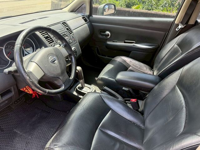 NISSAN日產 TIIDA  第7張相片