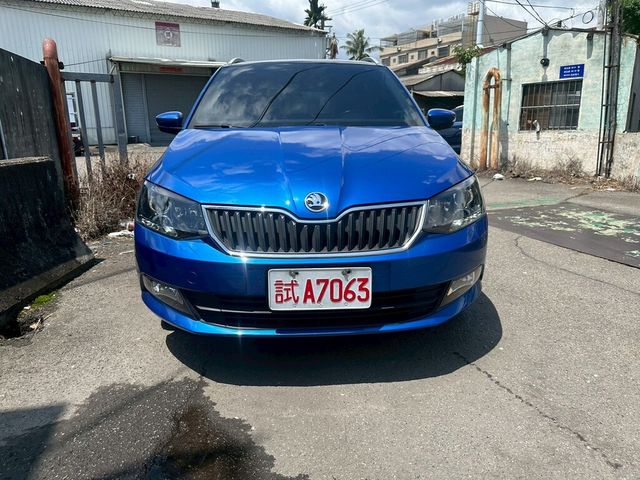 SKODA司科達 FABIA COMBI  第2張相片