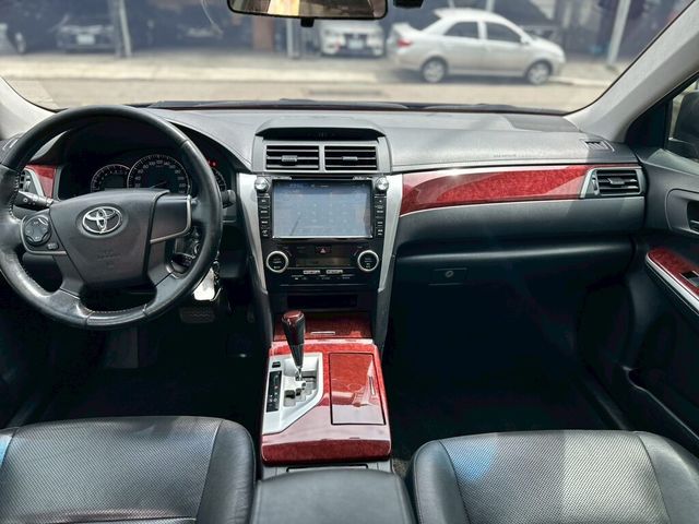 TOYOTA豐田 CAMRY  第9張相片