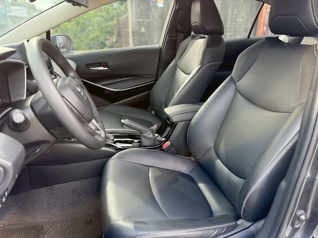 TOYOTA豐田 ALTIS  第7張相片